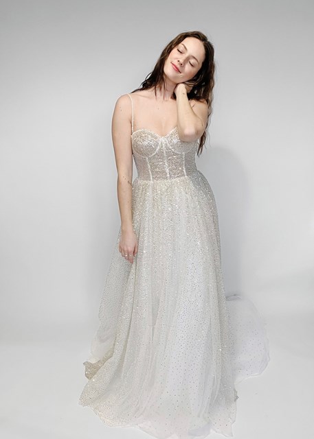 Svatební šaty Carmina