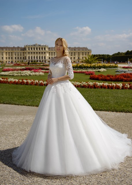 Svatební šaty Loren