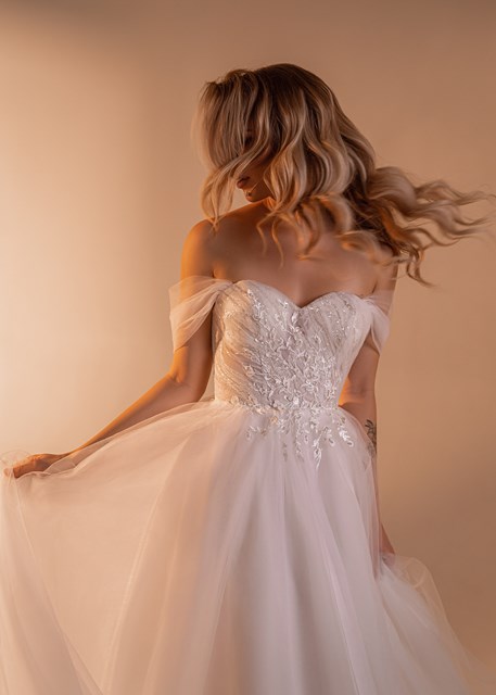Svatební šaty Tilly