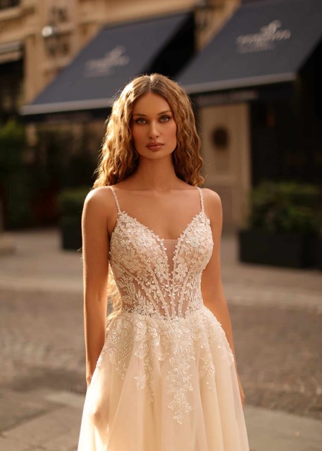 Svatební šaty Ariana