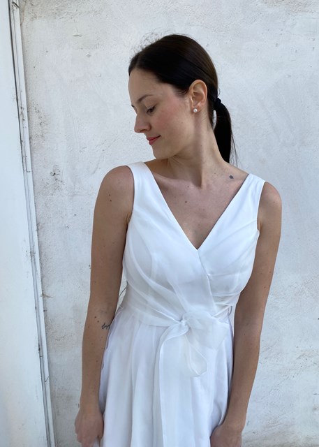 Svatební šaty s mašlovým páskem